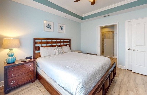 Upper Grand Lagoon Condo | 84 m² Condo ∙ 1 bedroom ∙ 2 guests