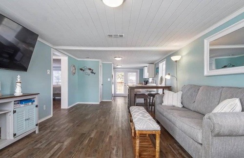 Parker House | 91 m² House ∙ 2 bedrooms ∙ 4 guests