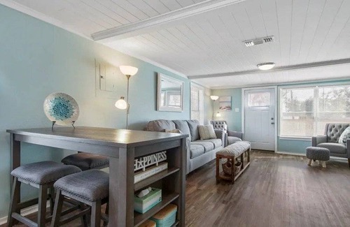 Parker House | 91 m² House ∙ 2 bedrooms ∙ 4 guests