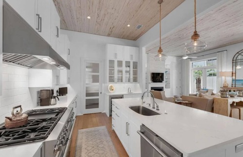 Inlet Beach Cottage | 92 East Water Street | 4 Bedroom with Pool & Hot Tub!