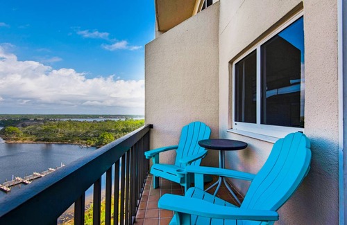 Sunnyside Condo | 93 m² Condo ∙ 2 bedrooms ∙ 6 guests