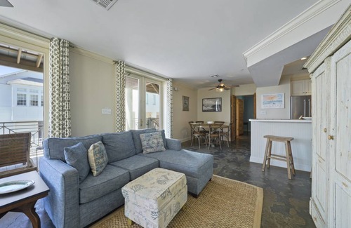 Seaside Condo | 93 m² Condo ∙ 2 bedrooms ∙ 6 guests