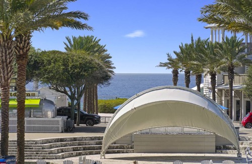 Seaside Condo | 93 m² Condo ∙ 2 bedrooms ∙ 6 guests