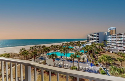 Gulf Lagoon Beach Condo | 95 m² Condo ∙ 2 bedrooms ∙ 8 guests