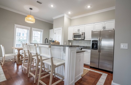 Hollywood Beach House | A Pirate Looks at 40!