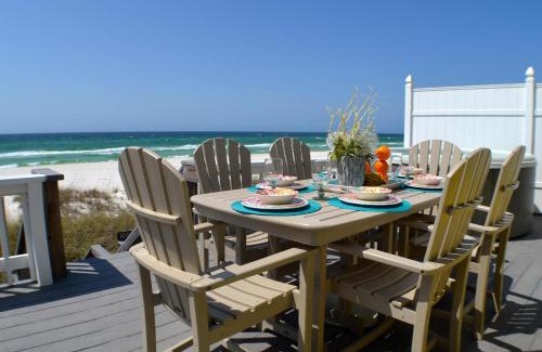 Sunnyside House | A View To Sea! West End! Sleeps 12! Hot Tub!
