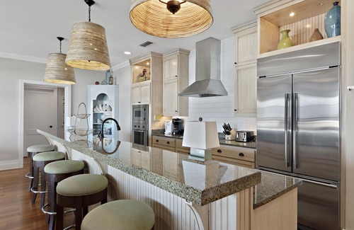 Seacrest Condo | Across From Beach + Rooftop Comm Pool - WaterHouse 402 by Royal Destinations