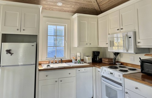 Seaside House | Across from Pool and Short Walk to Beach in Seaside, Fl + 2 Adult Bikes!