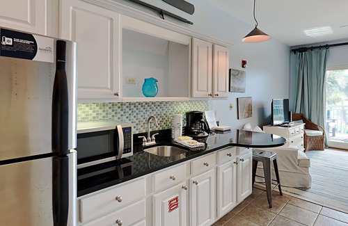 Rosemary Beach Condo | Amazing Getaway with Community Pool - Moments from the Beach!