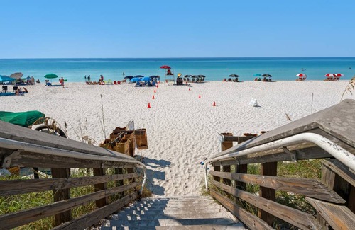 Santa Rosa Beach Apartment | Apartment ∙ 2 bedrooms ∙ 7 guests