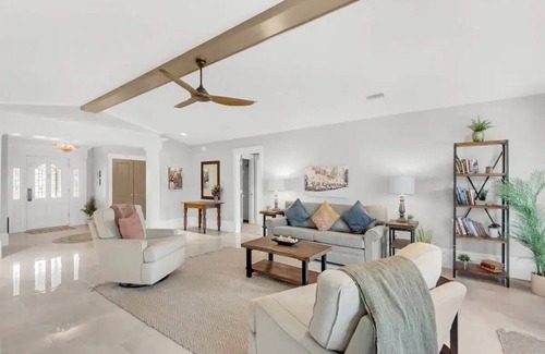 Sunnyside On The Gulf House | ASK FOR OUR SPRING DEALS! "Casa De Riviera" - Infinity Pool - Across From Beach