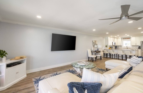 Frangista Beach House | Backyard Beach by AvantStay | Oceanfront Destin Paradise