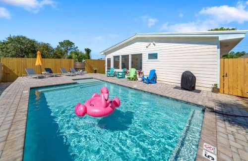 Laguna Beach Estates House | Beach Baby Brand New Pool Golf Cart included 3BR