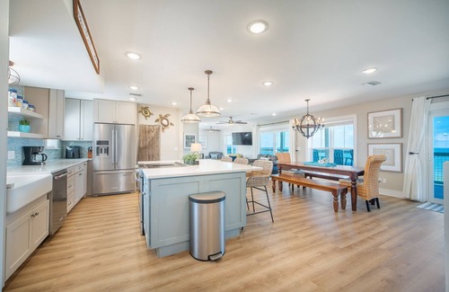 Cape San Blas House | Beach Front Home, Sleeps 9