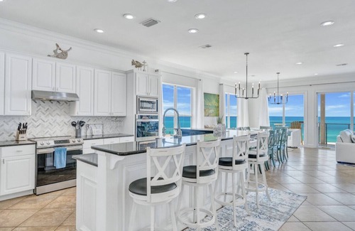 Gulf Pines Apartment | BEACH FRONT JEWEL (FORMALLY `THE MAGNIFICAT`)