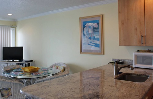 Santa Rosa Beach Condo | BEACH FRONT! WINTER SPECIAL RATES!!