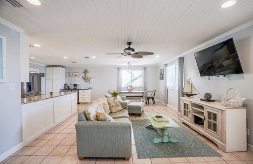 Sunnyside On The Gulf House | Beach House Ocean Views, Private Beach Yard Large Pets, Free Kayaks & SUP
