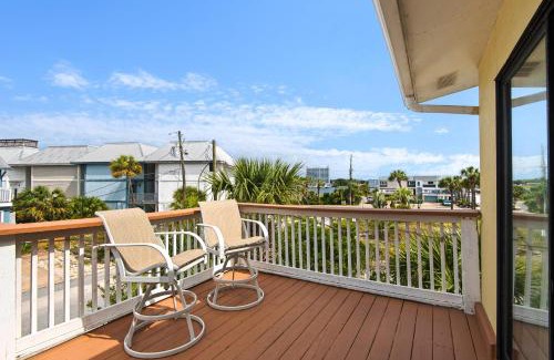 Holiday Isle House | Beach Side- Harbor View