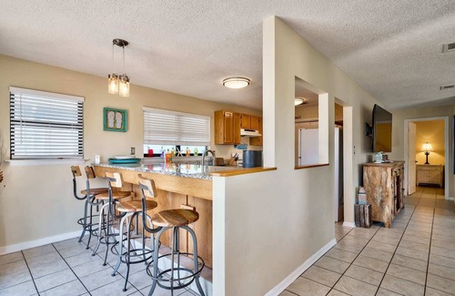 Crystal Beach House | Beach Views, Heated Pool, Tiki Bar - Salty Skipper