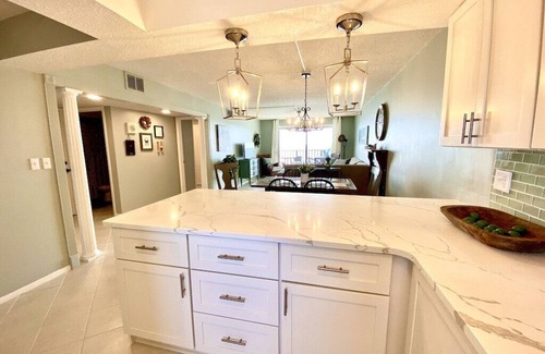 Crescent Beach Condo | Beachfront Dream! Free Beach Service & Completely Remodeled! Pool & Tiki Bar