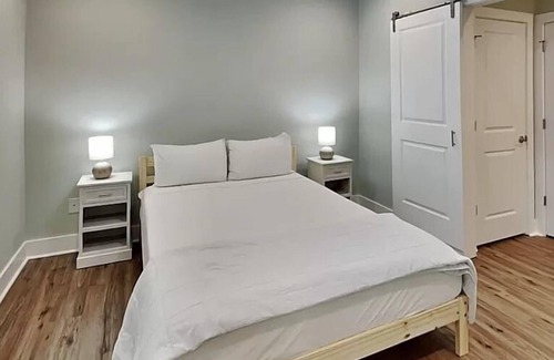 Crescent Beach House | "Beachside Bliss"/3 Bedroom/Walk to beach/New build