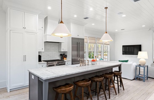 Watercolor House | Beautifully Designed WaterColor Home + Private Pool/Spa + Golf Cart