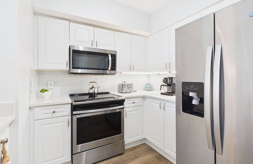 Panama City Beach Condo | Bella Blue 427-Stunning Views-Sleeps 6