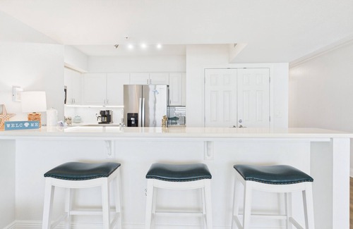 Panama City Beach Condo | Bella Blue 427-Stunning Views-Sleeps 6