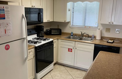 Panama City Beach House | BEST LOCATION ON BEACH 25% Vacation Ending DISC, Pier Park 10 min. Like NEW