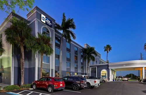Fort Myers Hotel | Best Western Fort Myers Inn and Suites