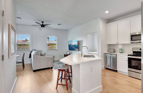 Bonita Springs House | Bonita Beach Bungalow! BRAND NEW BUILD! Cozy, Private & Close to beach!