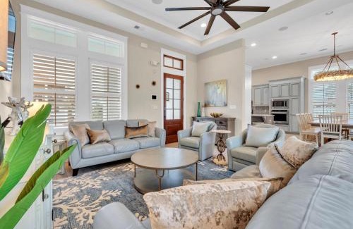 Frangista Beach House | Born to Sun