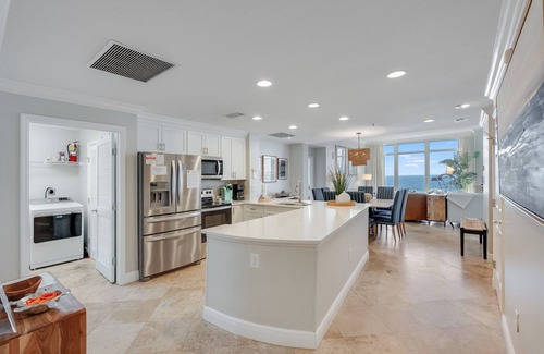 Crescent Beach Condo | BR Beautiful Condo with fabulous views, spring/summer open book now!