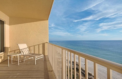 Panama City Beach Apartment | Breezy Tropical Condo with 360 sqft Balcony Facing Gulf - Unit 0905