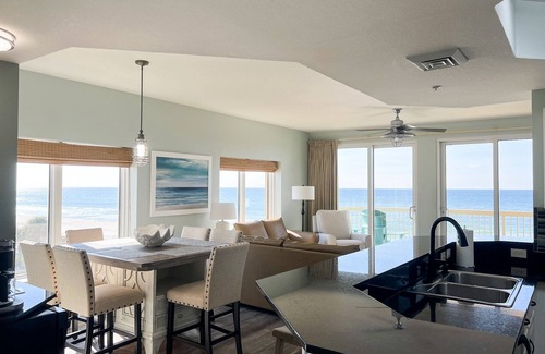 Panama City Beach Condo | CALYPSO BEACHFRONT @PIER PARK 3BR/3BA 3rd Flr CORNER! 4 BEACH CHAIR SERVICE!