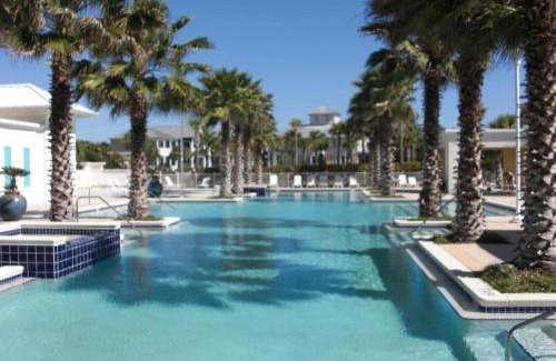 Sunnyside House | Carillon Beach- The White House