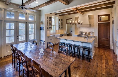 Panama City Beach House | Carmel Cottage - SOUTH OF 30A, FREE GYM/TENNIS, ELEVATOR, BEAUTIFUL OUTDOOR AREA
