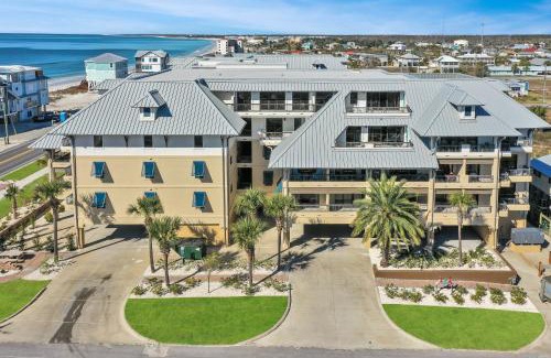 Mexico Beach Apartment | Club at Mexico Beach 2D by Pristine Properties Vacation Rentals
