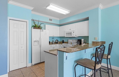 El Centro Beach Condo | "Coast Away" PCB #313 2 Bedroom Sleeps 7