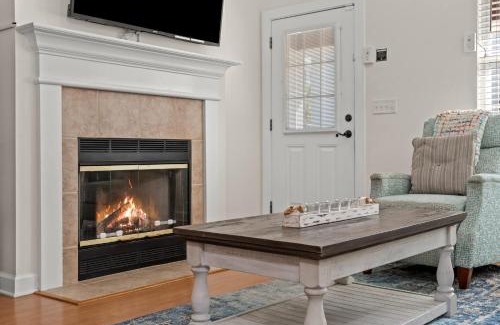 Crystal Beach House | Cobia Casita-Golf Cart and Pool Heat Deals