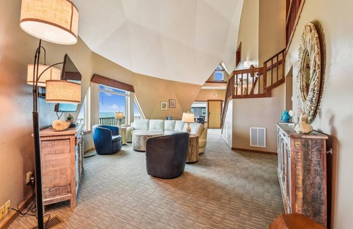 St. George Island House | Come and stay at the Dome!