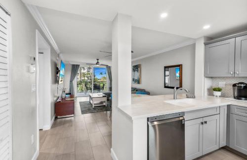 Marco Island House | Completely Remodeled I Block Away From Free Beach Access