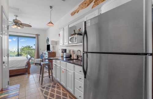 Rosemary Beach Condo | Condo ∙ 1 bedroom ∙ 2 guests