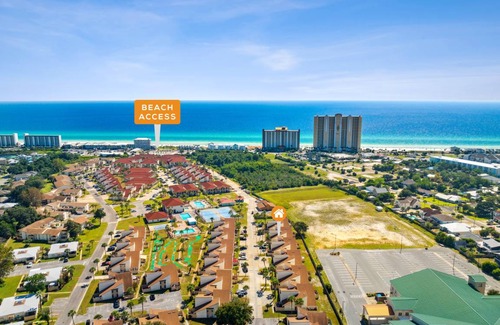 West Panama City Beach Condo | Condo ∙ 2 bedrooms ∙ 6 guests