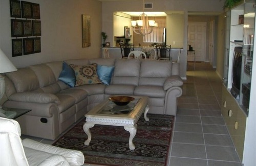 Vanderbilt Beach Condo | Condo - Steps Away from the White Sands of Vanderbilt Beach