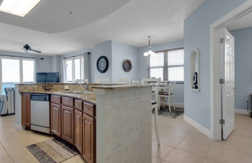 Panama City Beach Condo | CORNER UNIT WITH AMAZING VIEWS AND FREE BEACH SERVICE!