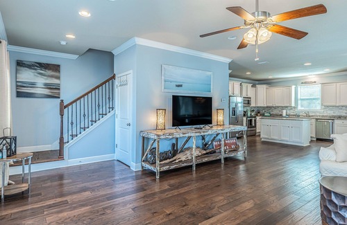 West Panama City Beach House | Cottage charm 3br home Inlet Rosemary Alys Beach 30A/5 Min Walk to the Beach
