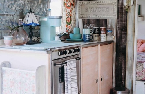 Downtown House | Cozy vintage airstream downtown Pensacola, pet friendly