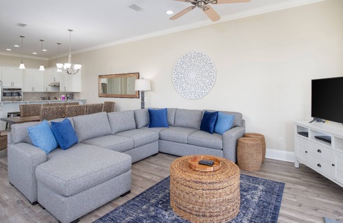Sunnyside On The Gulf House | Direct Unobstructed GULF VIEWS, Literally Across the St from the Beach!