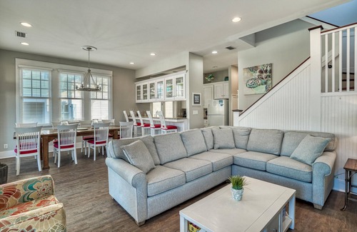 Frangista Beach House | Discounts Oct-Dec*Beach Svc*Private Beach*Dogs OK